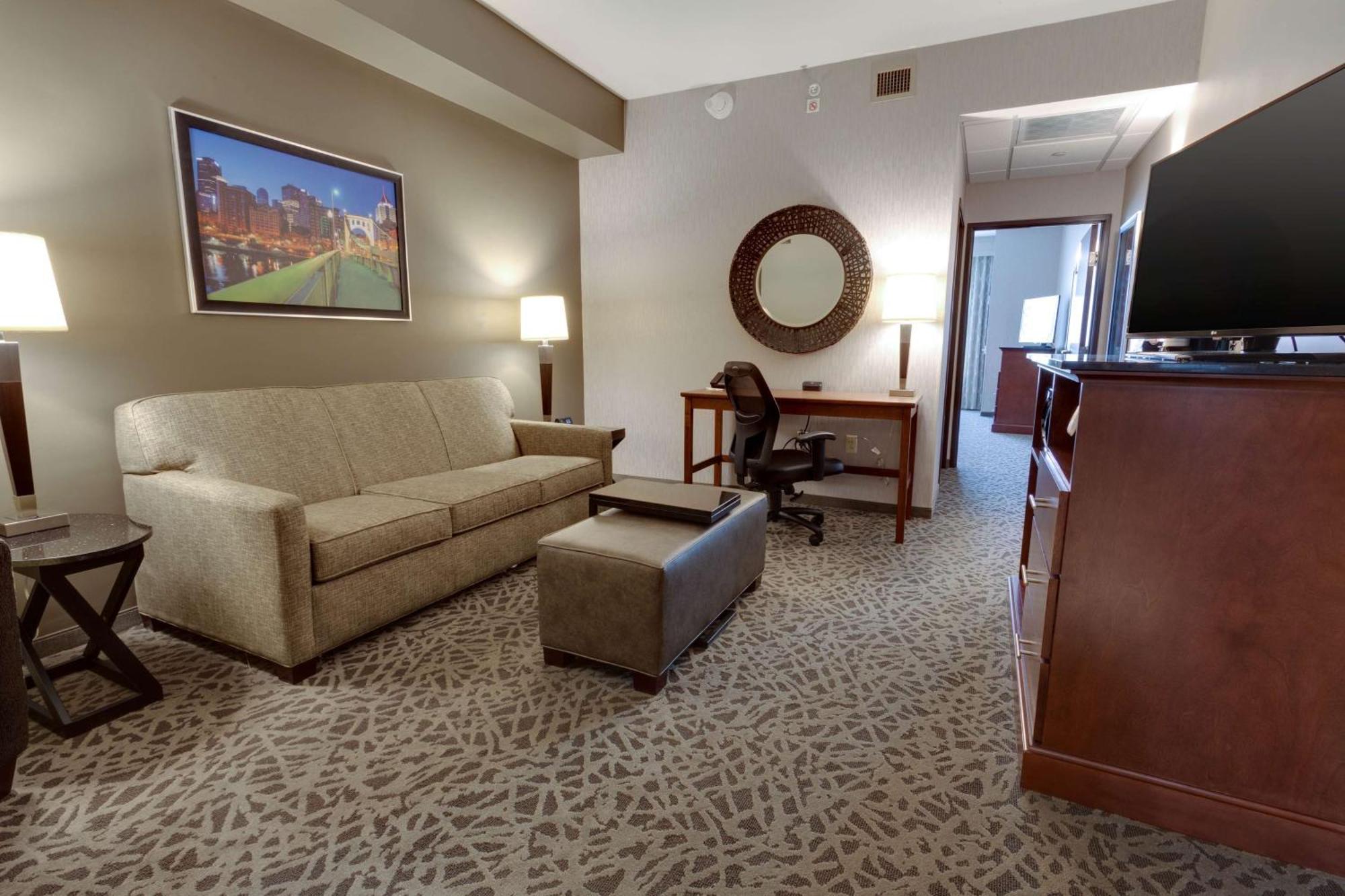 Drury Inn & Suites Pittsburgh Airport Settlers Ridge المظهر الخارجي الصورة